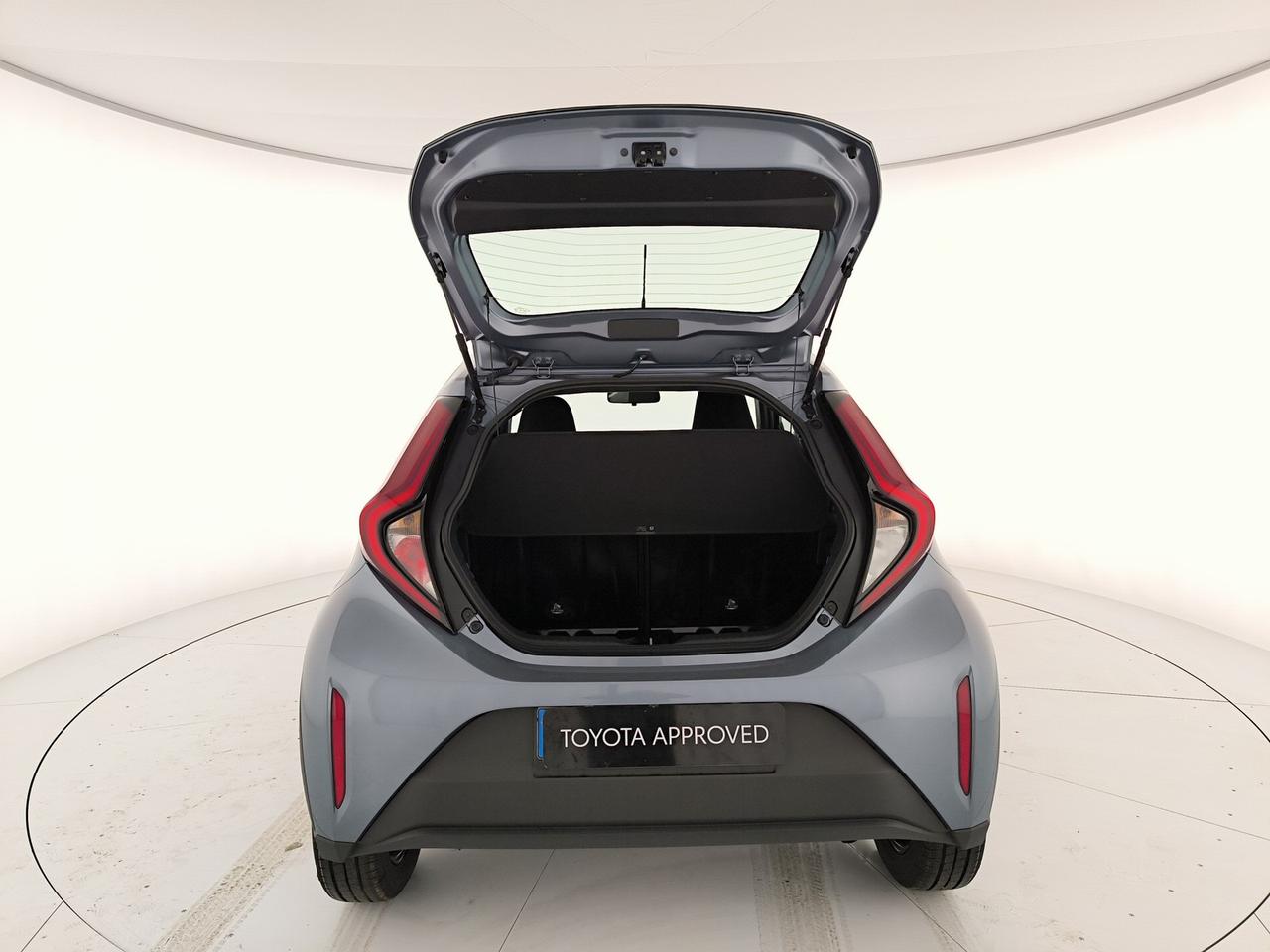 Toyota Aygo x 1.0 active 72cv s-cvt