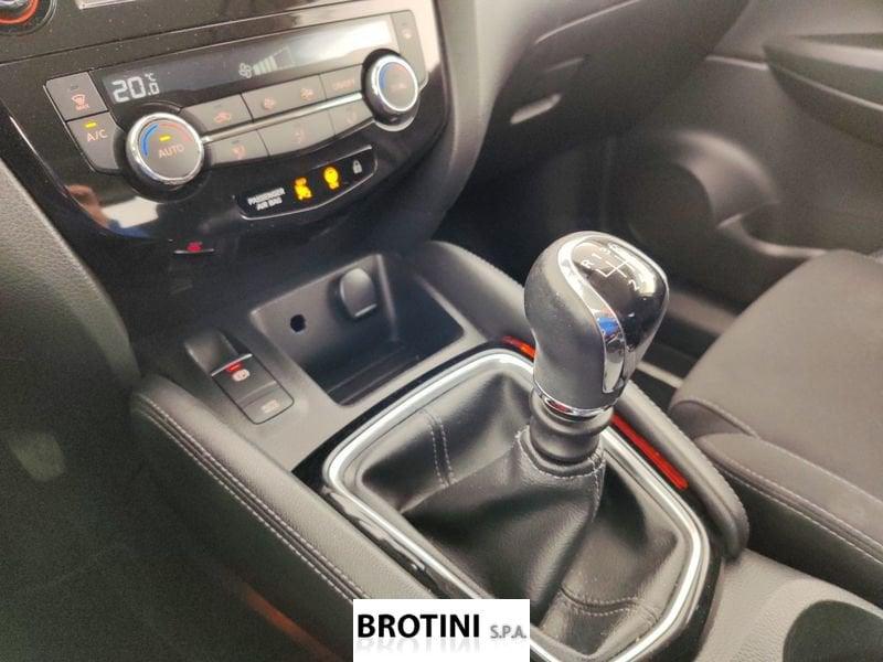 Nissan Qashqai 1.2 DIG-T 115 N-Connecta
