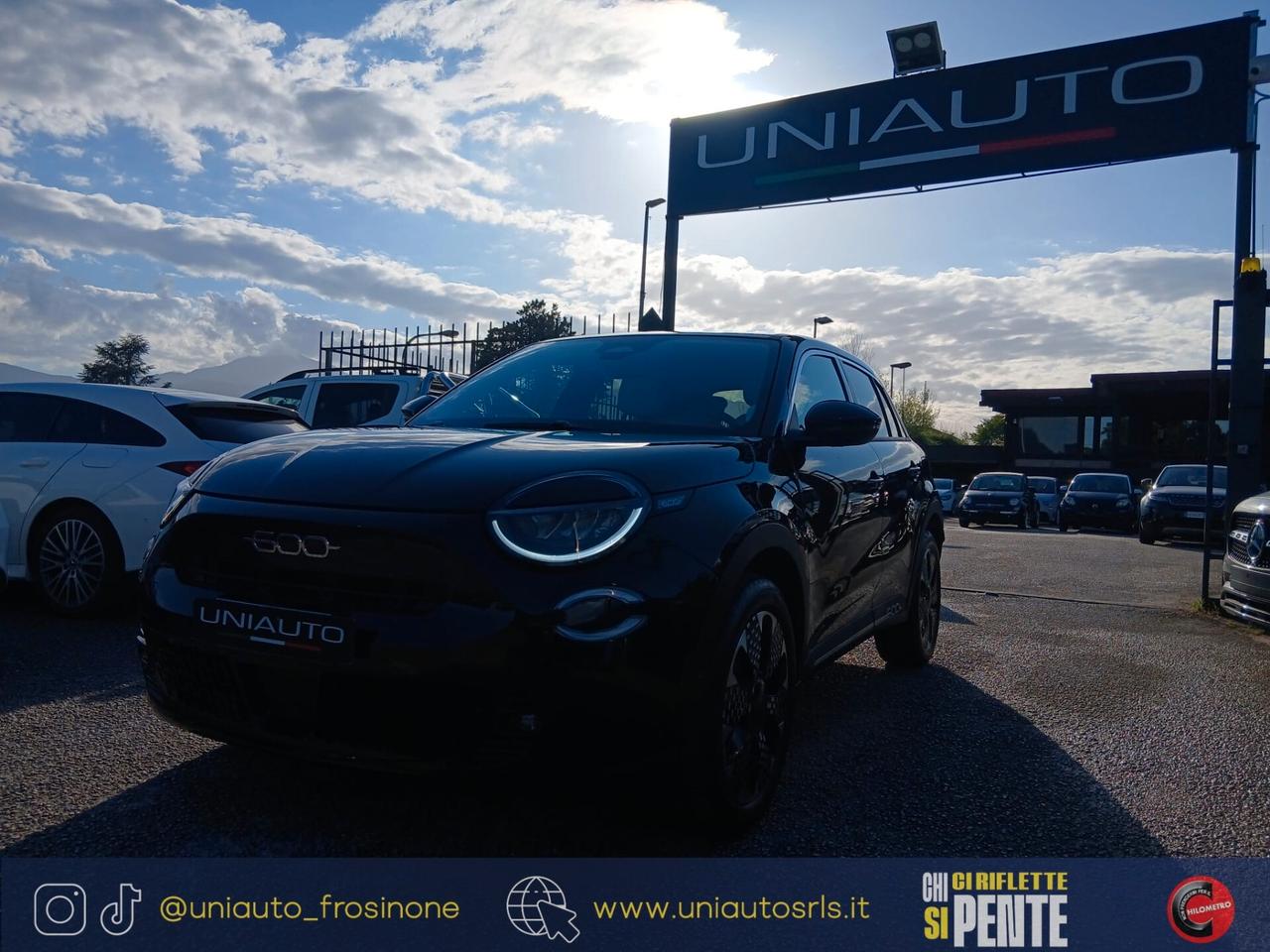 Fiat 600 Hybrid 110 CV DCT MHEV La Prima II