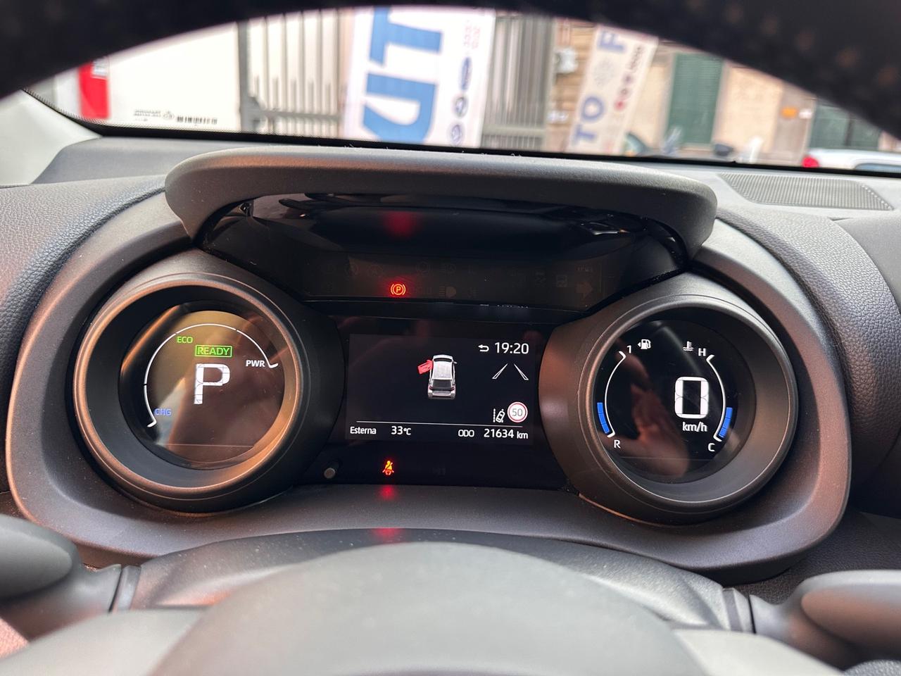 Toyota Yaris 1.5 Hybrid 5 porte Trend