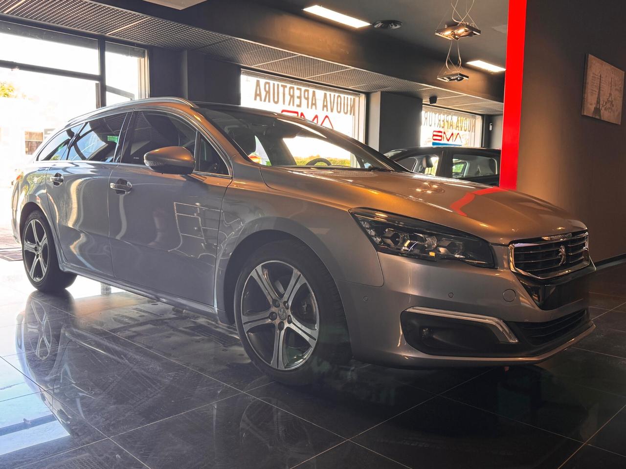 Peugeot 508 BlueHDi 180 EAT6 S&S SW GT