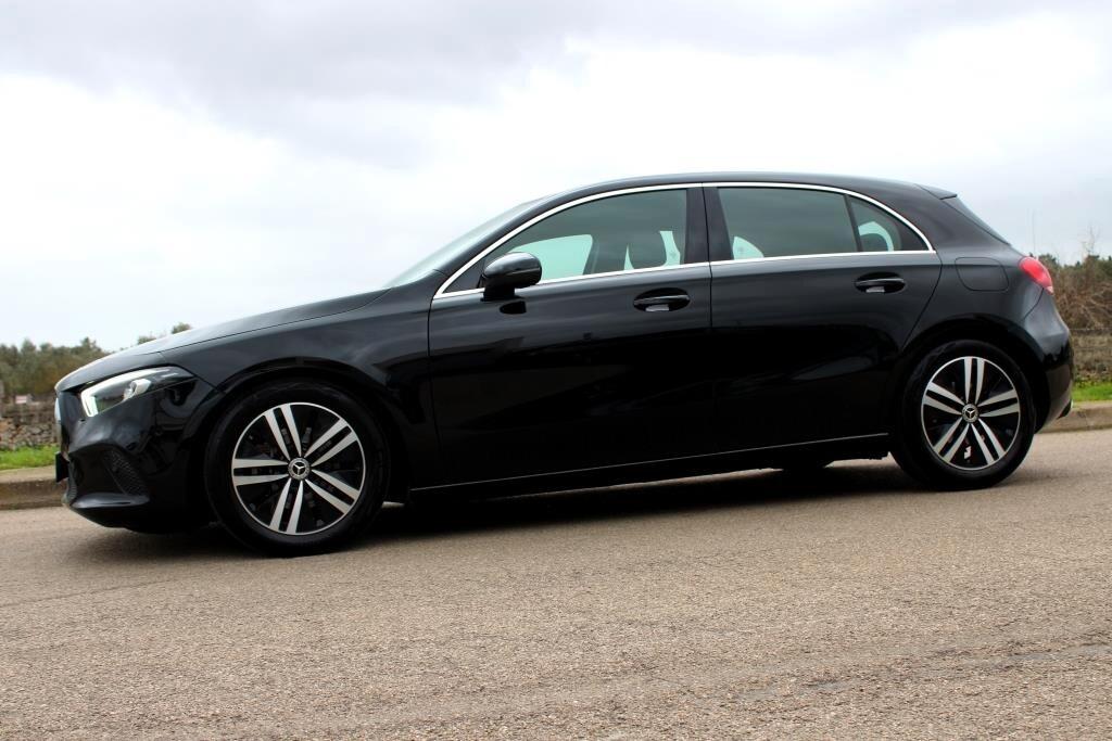 MERCEDES Classe A 180 d Aut. *FULL LED *Camera