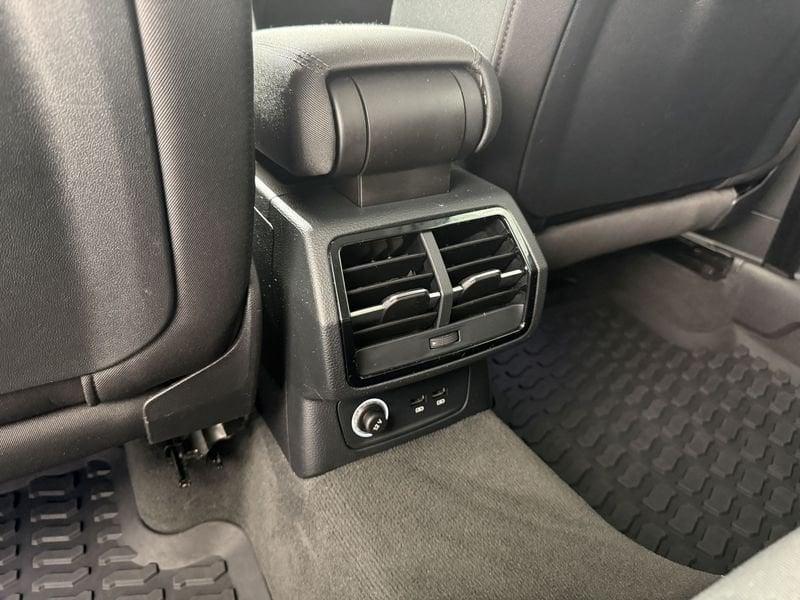 Audi Q3 40 TDI quattro S tronic S Line Edition