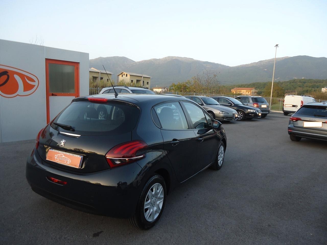 Peugeot 208 1.6 BlueHDi 75cv 5 porte Active