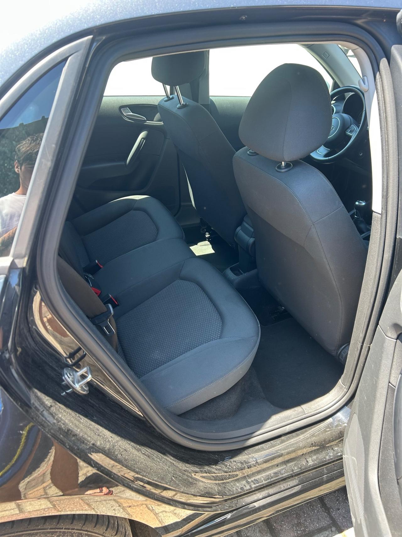 Audi A1 1.0 TFSI ultra Sport S-line