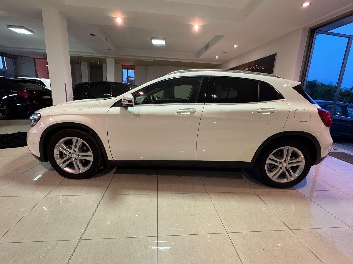 MERCEDES GLA 200 CDI Automatic Sport 4Matic 100.000 Km