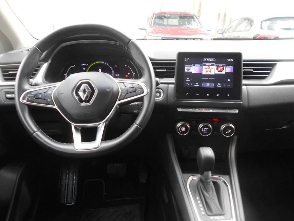 Renault Captur 1.6 E-TECH Hybrid Techno Fast Track Auto
