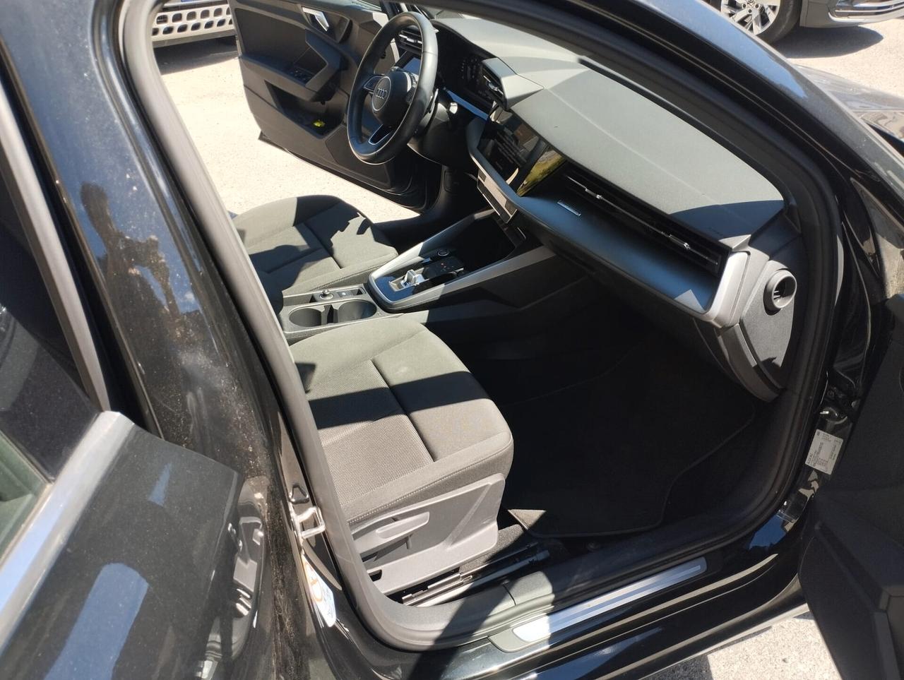 Audi A3 SPB 40 TDI quattro S tronic Business Advanced