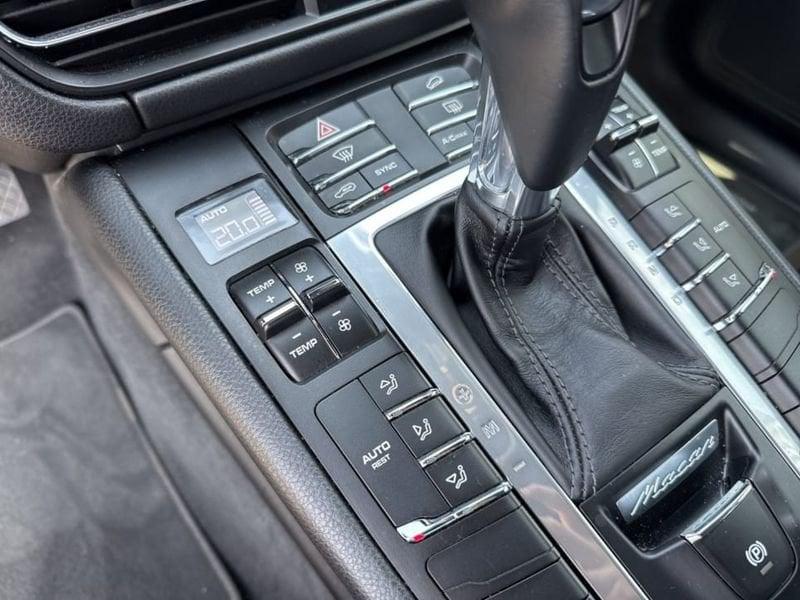 Porsche Macan 2.0 245CV PDK