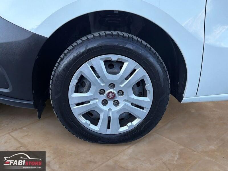 FIAT Doblò Cargo 1.6 Mjet 105 Cv PC-TN Lounge 3 POSTI - Navi, Bluetooth, P. Laterale ecc