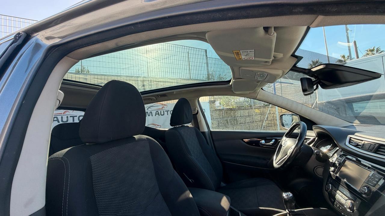 Nissan Qashqai 1.5 dCi 110CV Tekna TETTO PANORAMICO