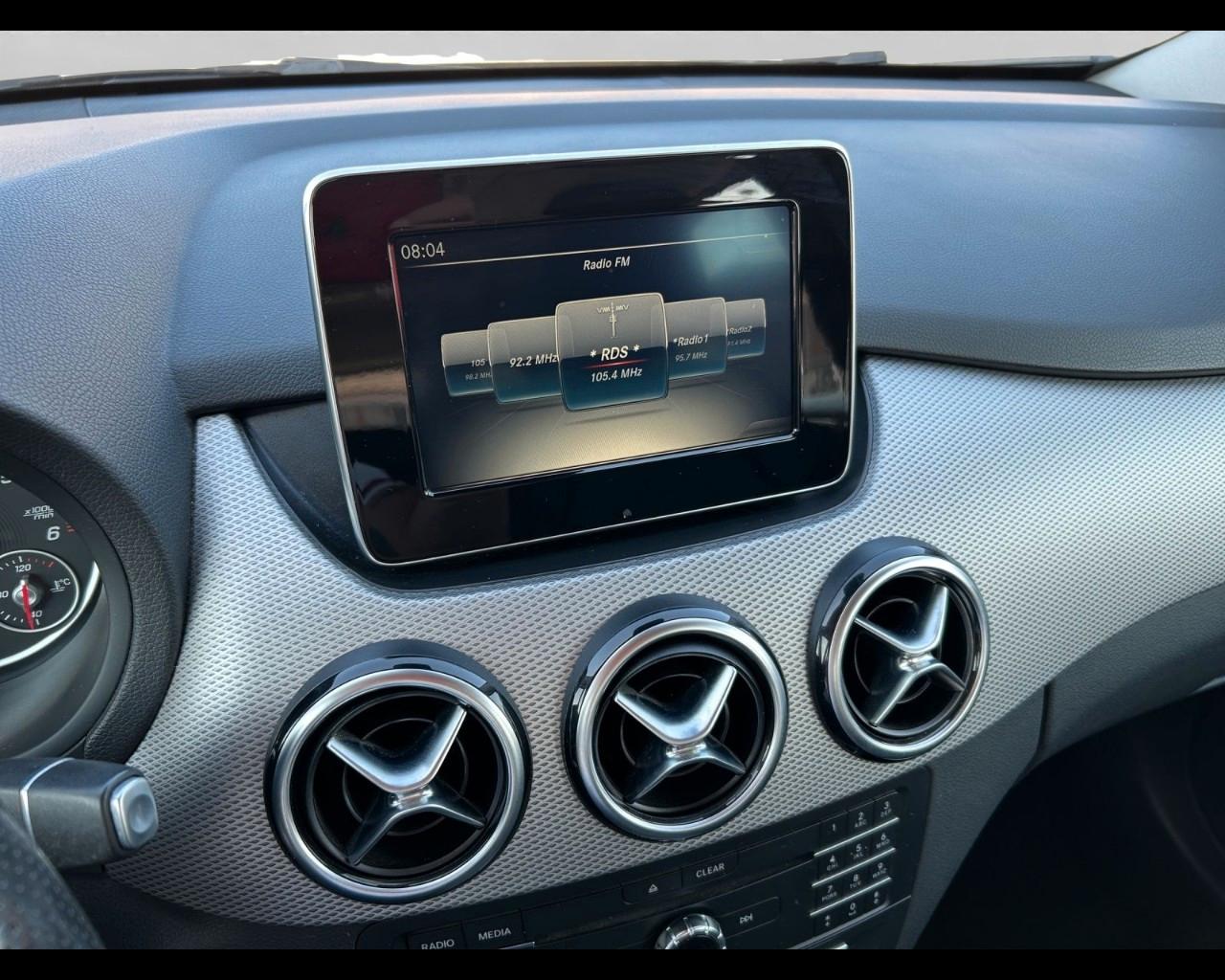 Mercedes-Benz Classe B - T246 - B 180 d Sport Next auto