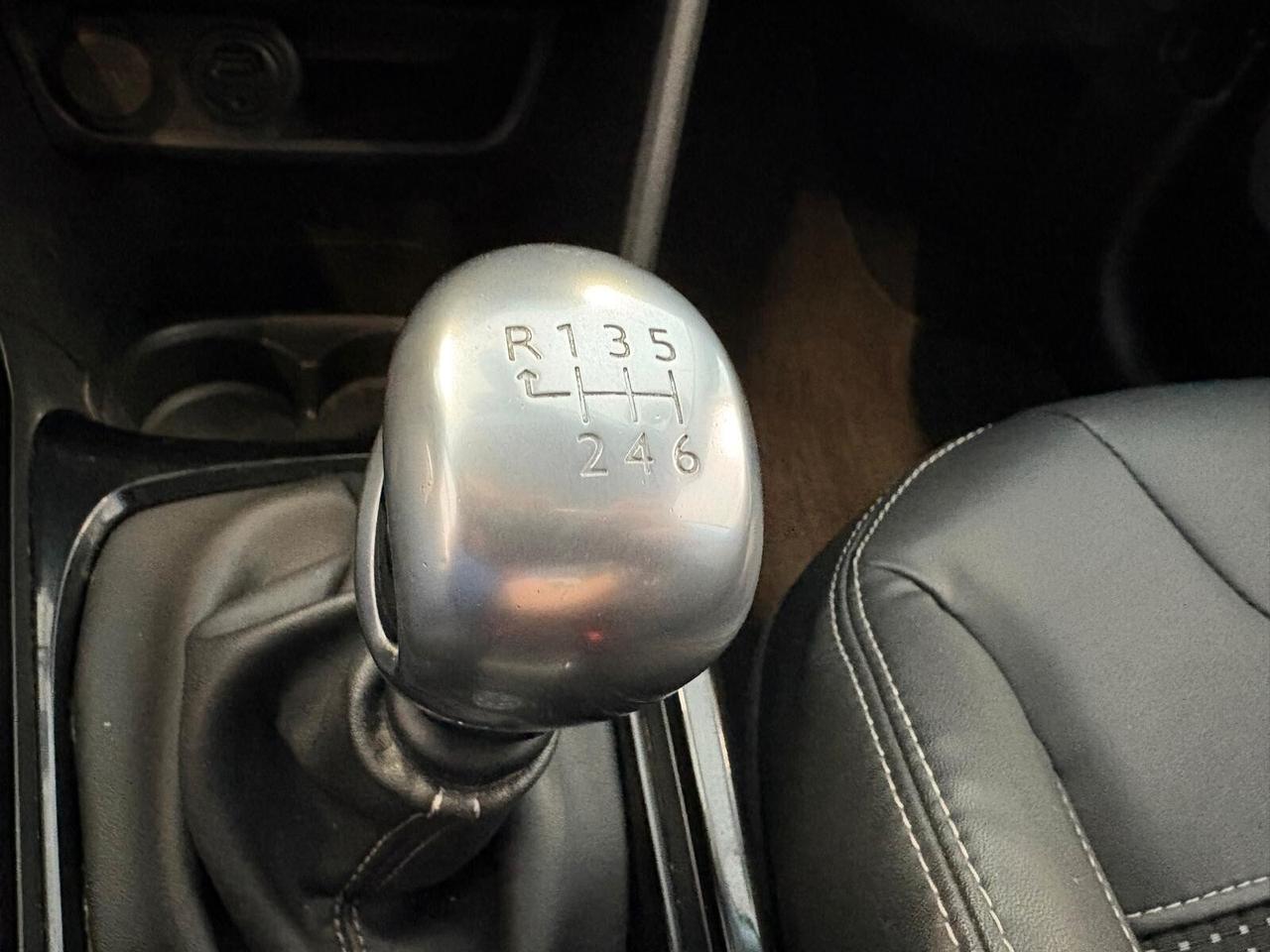 Peugeot 2008 ALLURE BlueHDi 120 6mt GRIP CONTROL