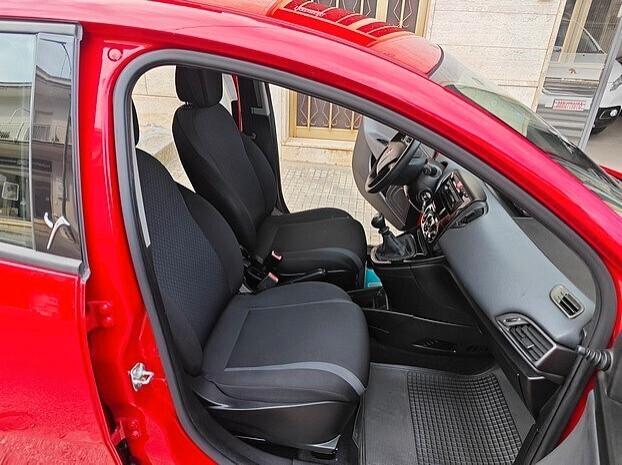 LANCIA Ypsilon 1.2 Benzina 69 cv 5 porte - 2017