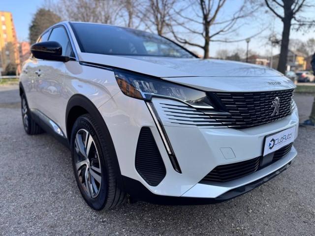 Peugeot 3008 II 1.2 hybrid 48V Allure Pack 136cv e-dcs6