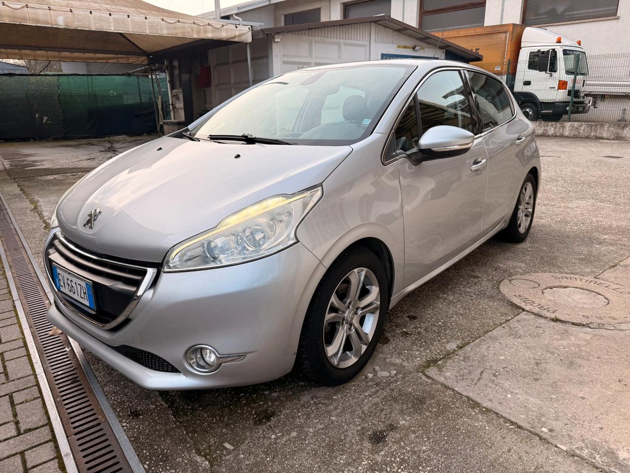 Peugeot 208 Hdi COME NUOVA Unico Proprietario