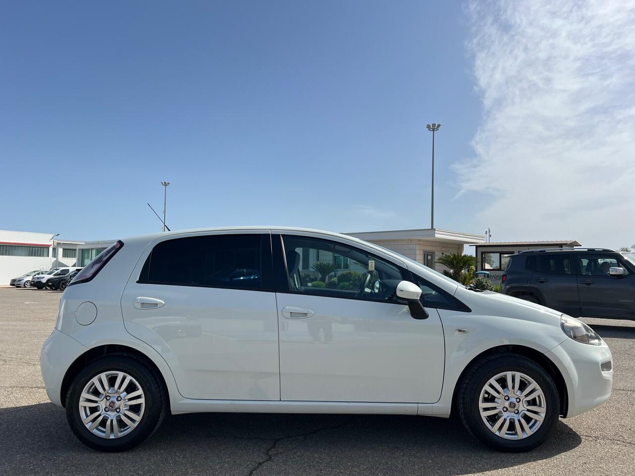 Fiat Punto 5p. 1.3 MJT 75 CV Lounge. - 2012