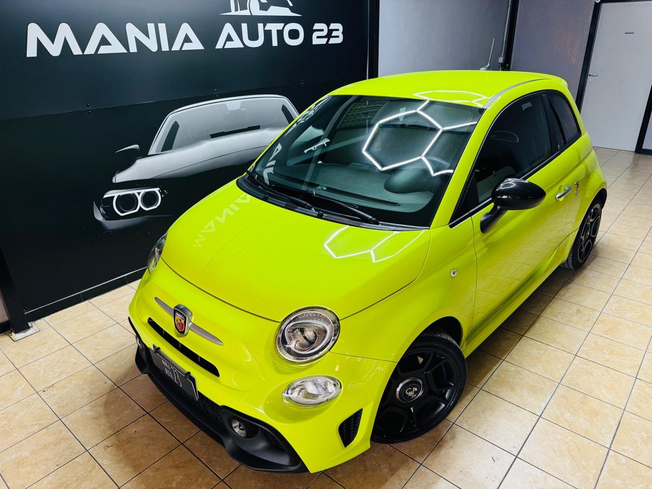 Abarth 595 1.4 Turbo T-Jet 220 CV Pista*9000 KM*