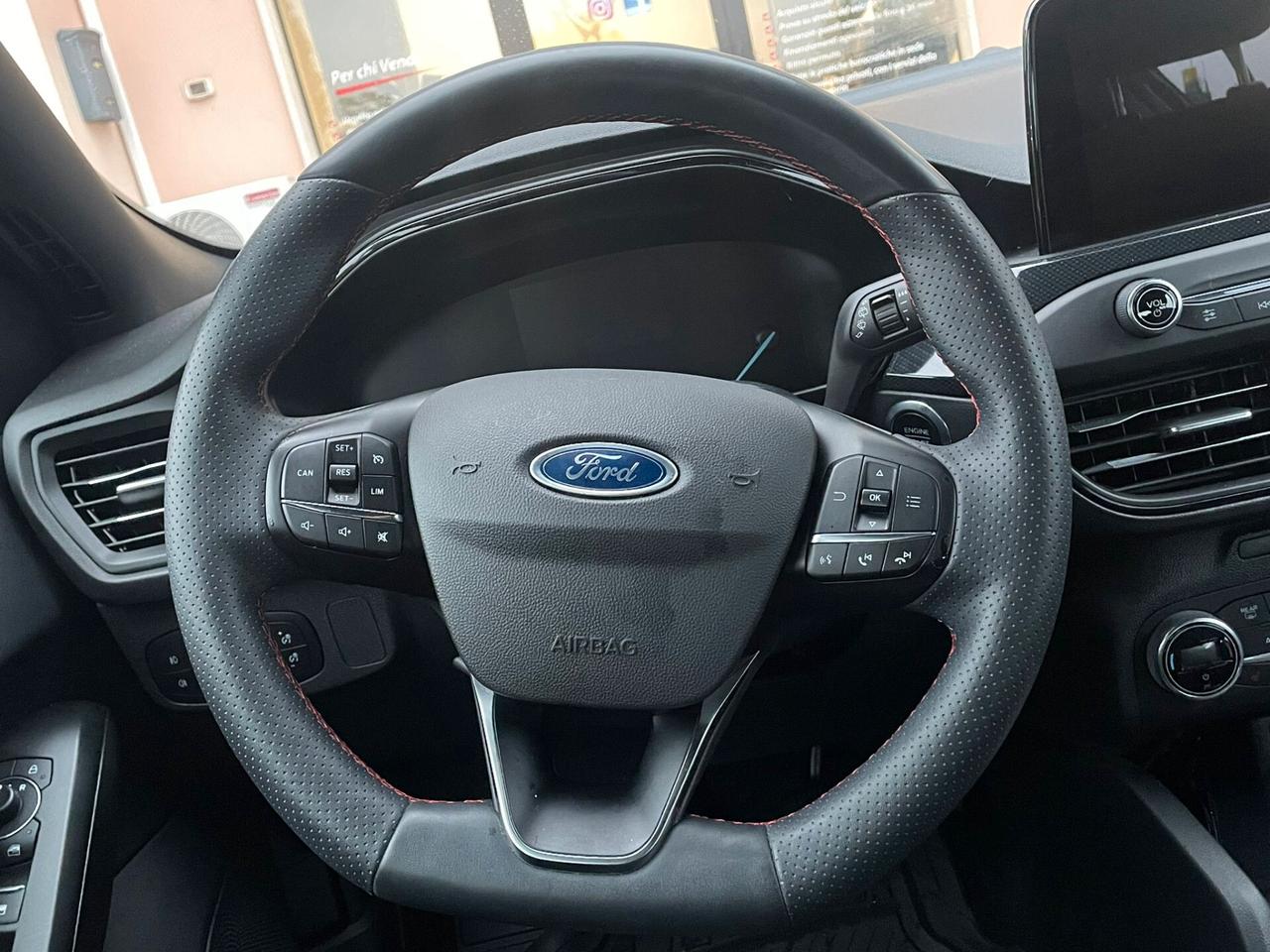 Ford Focus 1.0 EcoBoost Hybrid 125 CV 5p. ST Line