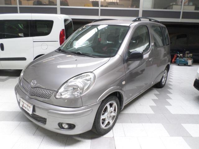 Toyota Yaris Verso 1.3i 16V Luna