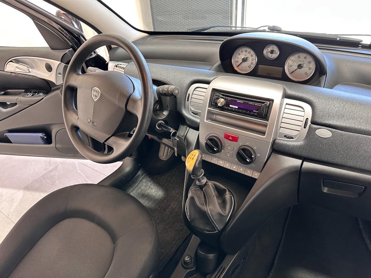 Lancia Ypsilon 1.2 69 CV Unyca - UNICO PROP. - NUO