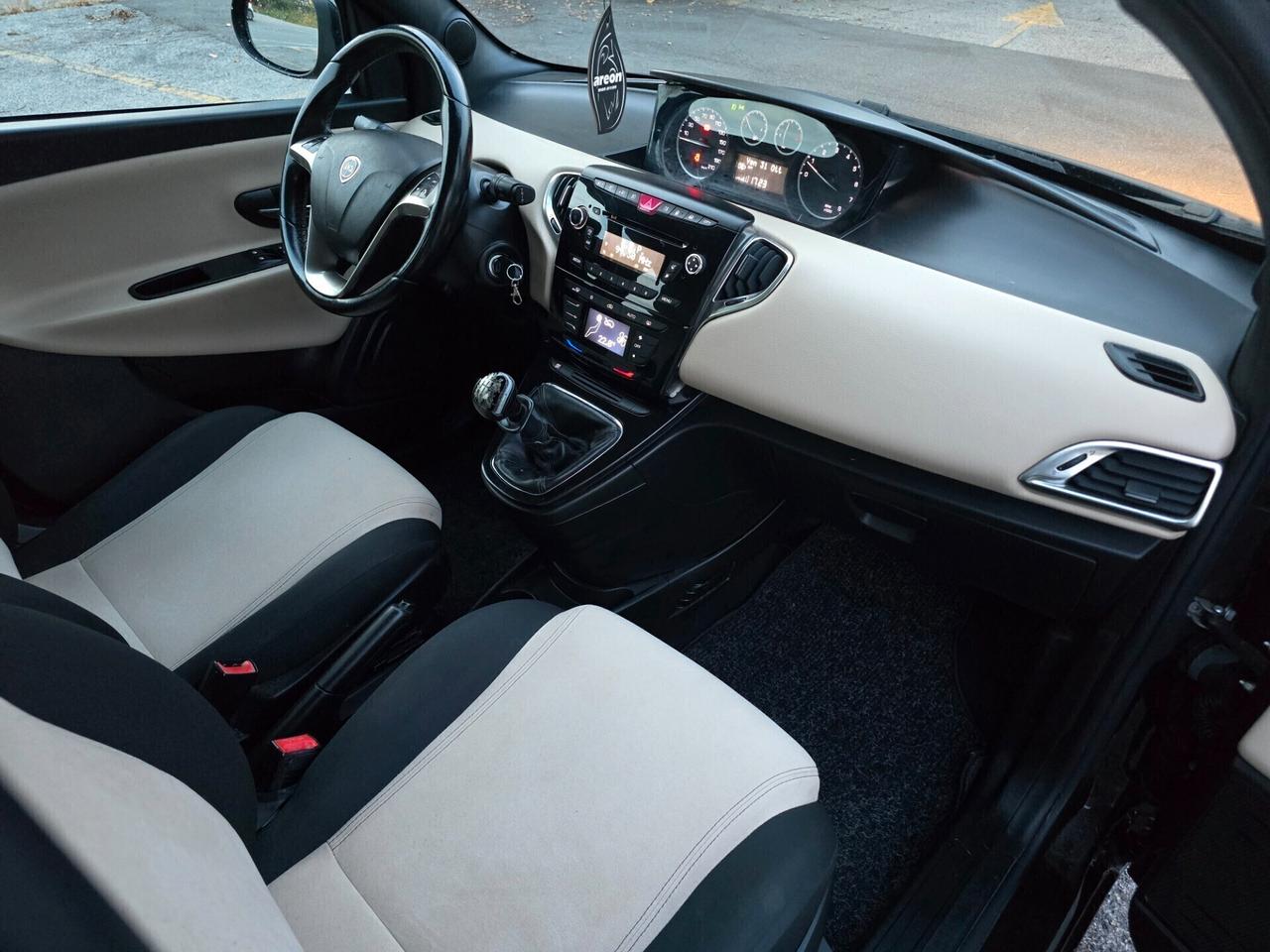 Lancia Ypsilon 1.2 69 CV 5 porte GPL Ecochic Gold