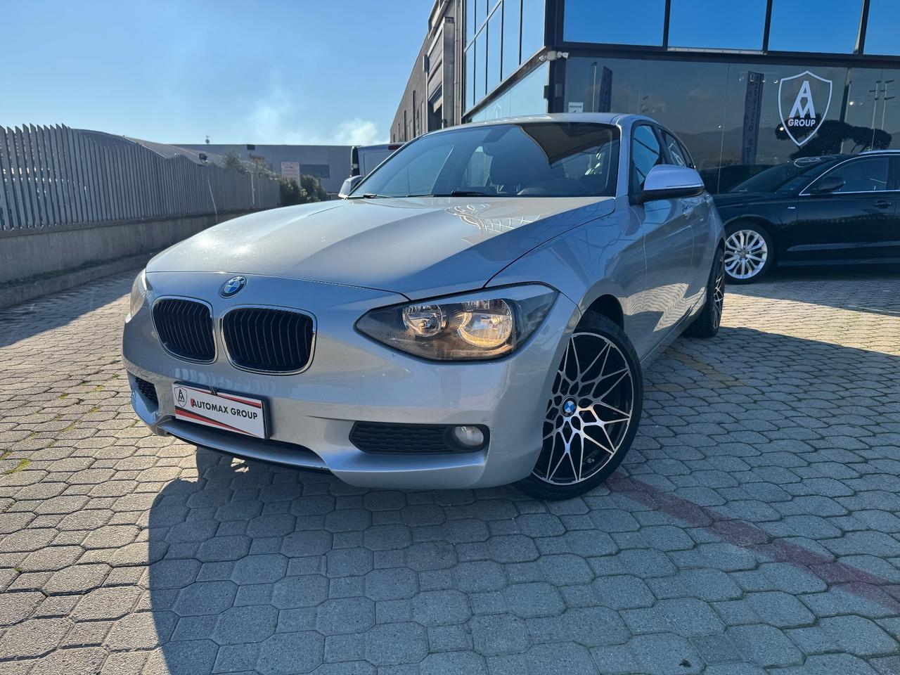 Bmw 116 116d 5p. Urban