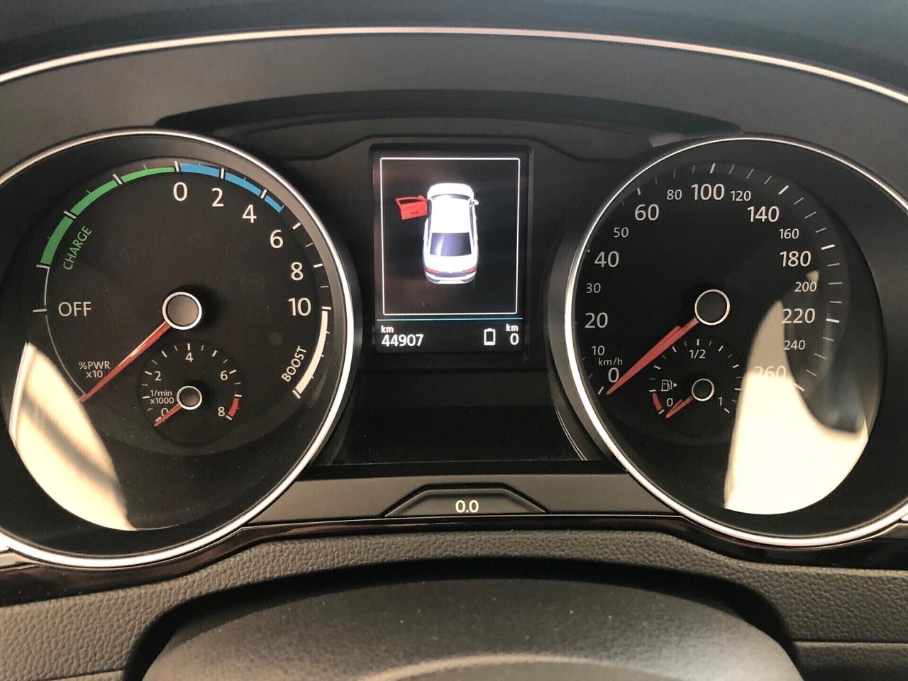 Volkswagen Passat 1.4 GTE DSG PLUG-IN-HYBRID PREZZO REALE