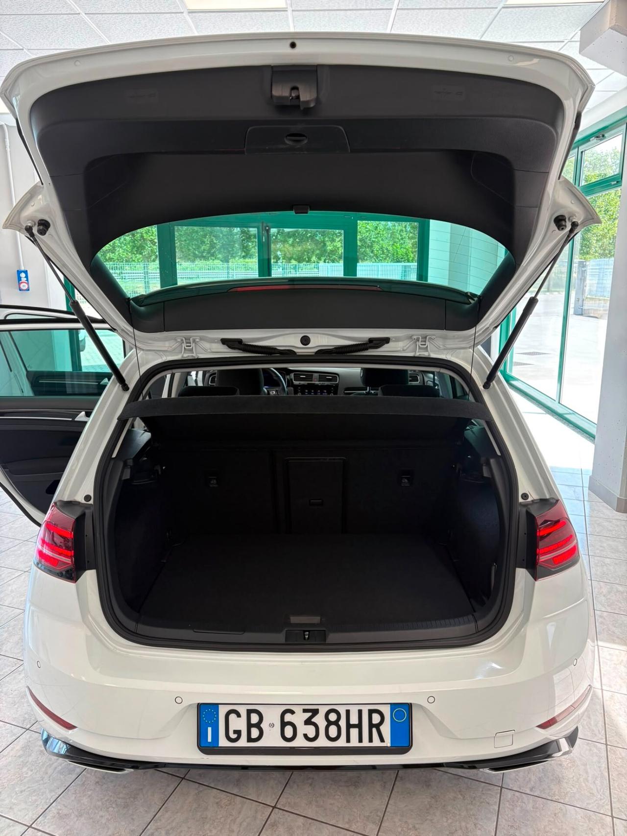 Volkswagen Golf 2.0 TDI DSG 5p. Executive BlueMotion Technology