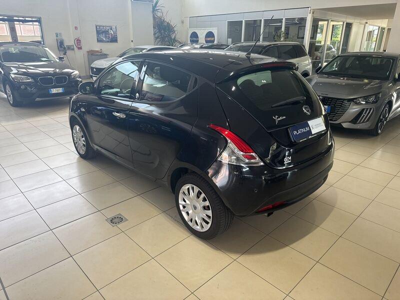 Lancia Ypsilon Ypsilon 1.2 69 CV 5 porte GPL Ecochic Gold NAVI