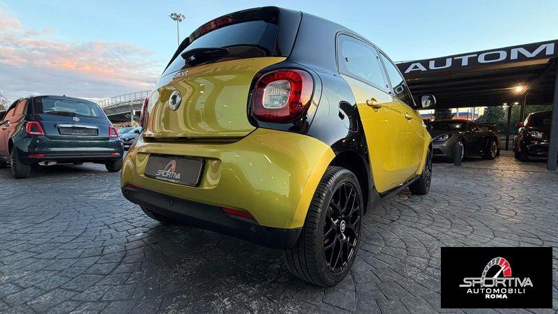 smart forfour FARI LED TETTO PANORAMICO 36000 KM!!!!!!! RATA MENSILE 222,00 EURO forfour 70 1.0 Passion