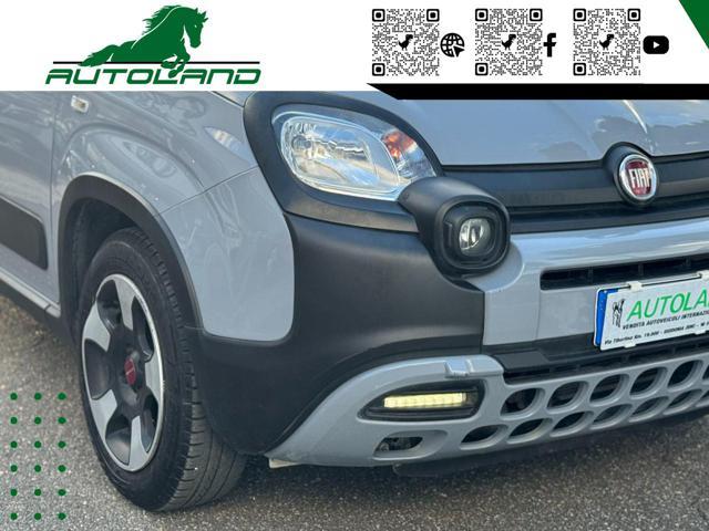 FIAT Panda Cross 1.0 FireFly S&S Hybrid UniPro UConnect 7 Pollici