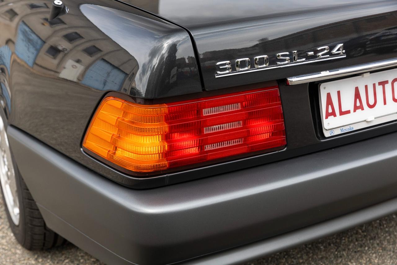 Mercedes-benz SL 300 SL-24