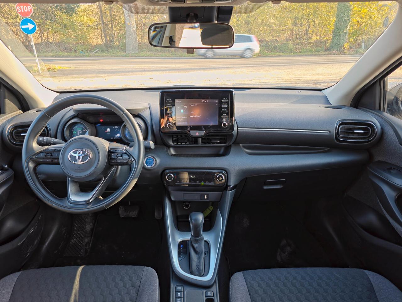 Toyota Yaris 1.5 Hybrid 5 porte Business 2021-E6 Automatico NEO