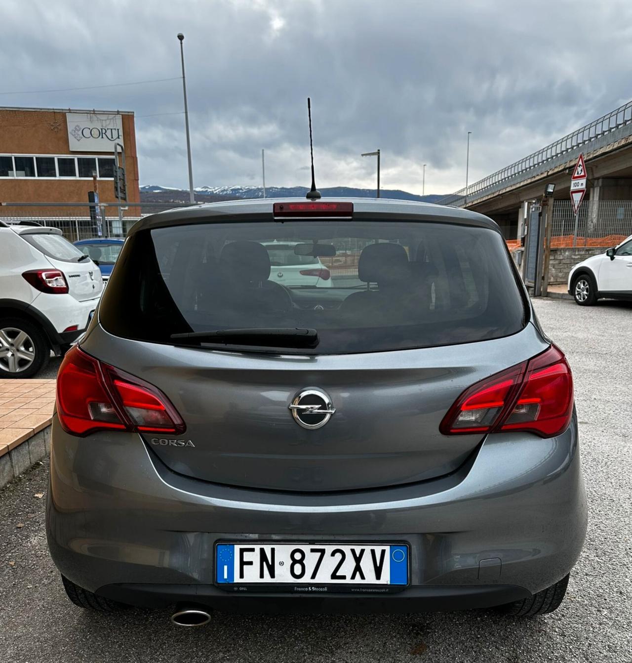 Opel Corsa 1.4 5 porte b-Color