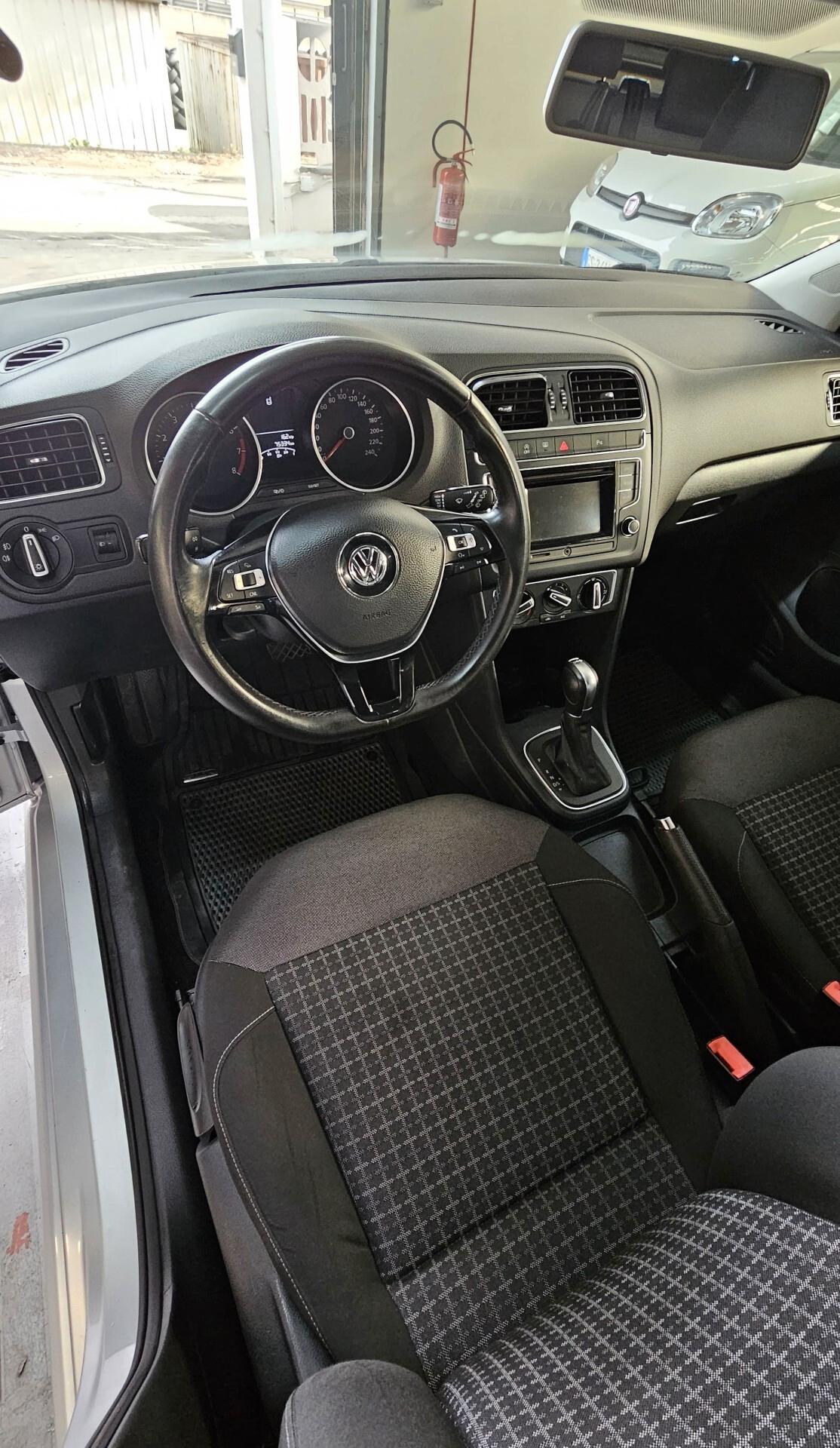 Volkswagen Polo 1.2 90CV BENZINA DSG - 2014