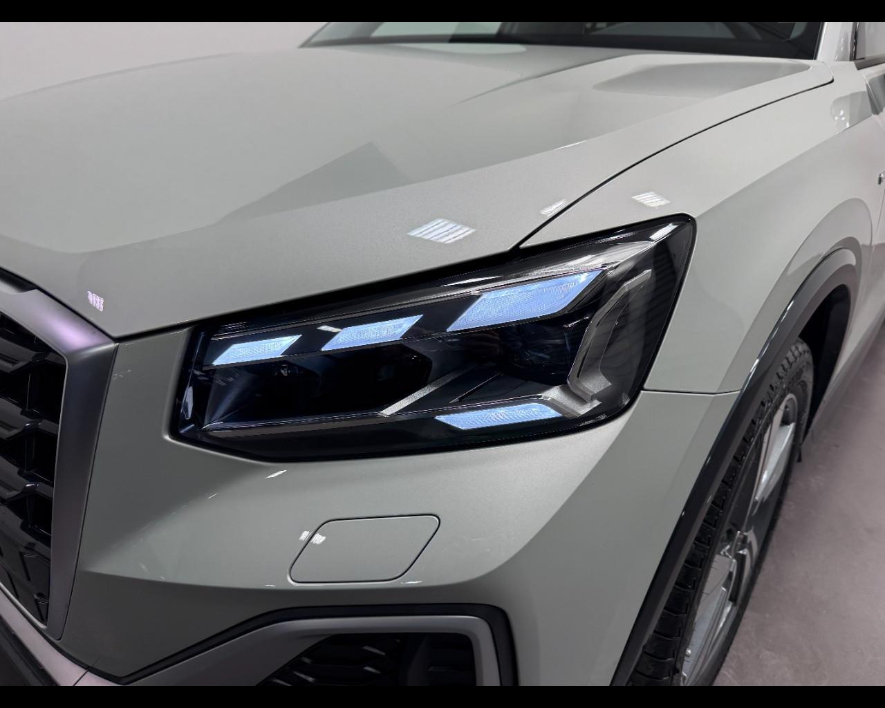 AUDI Q2 35 TFSI S-TRONIC S-LINE EDITION