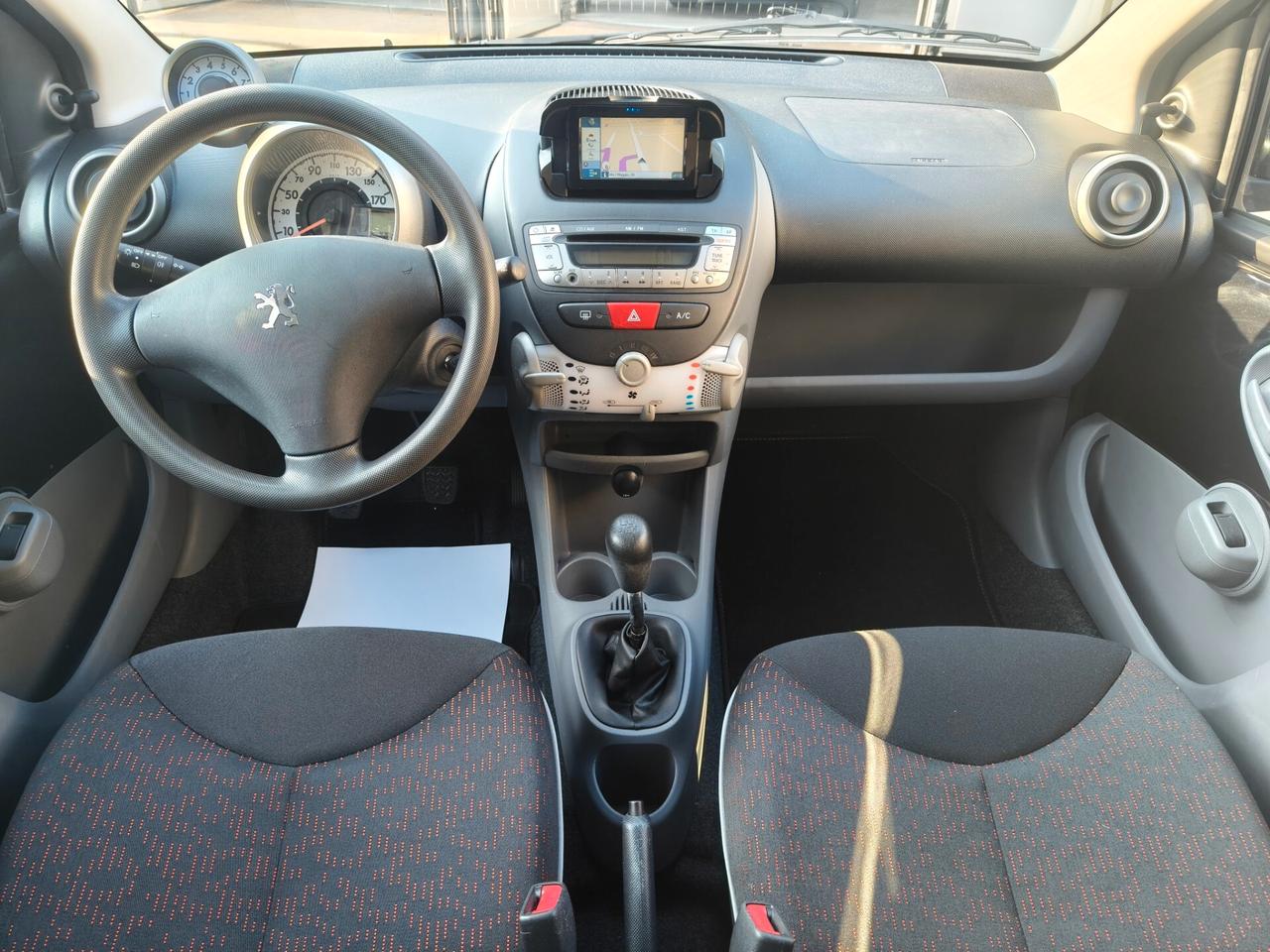 Peugeot 107 1.0 68CV 5p. Sweet Years