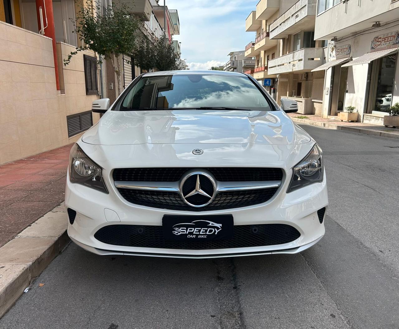 Mercedes-benz CLA 180 d "73.000 KM"
