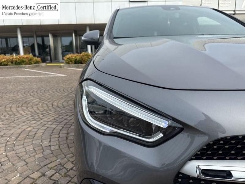 Mercedes-Benz GLA 200 D PREMIUM AUTO