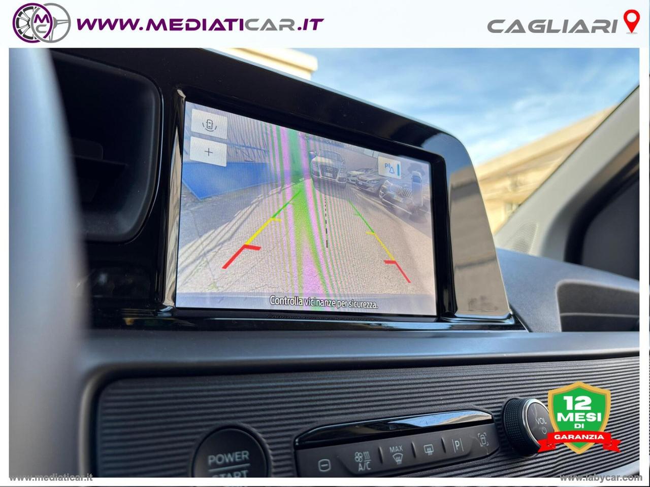 FORD Tourneo Courier 1.0 EcoBoost Titanium