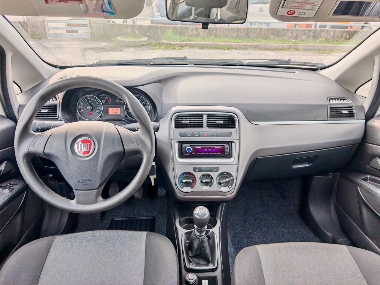 Fiat Punto 1.2 benzina 69cv Neopat - 54.000km