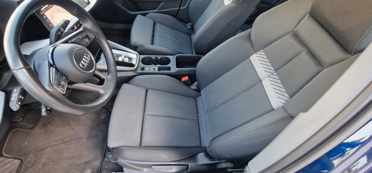Audi A3 SPB 35 TFSI S-Tronic Business Advanced