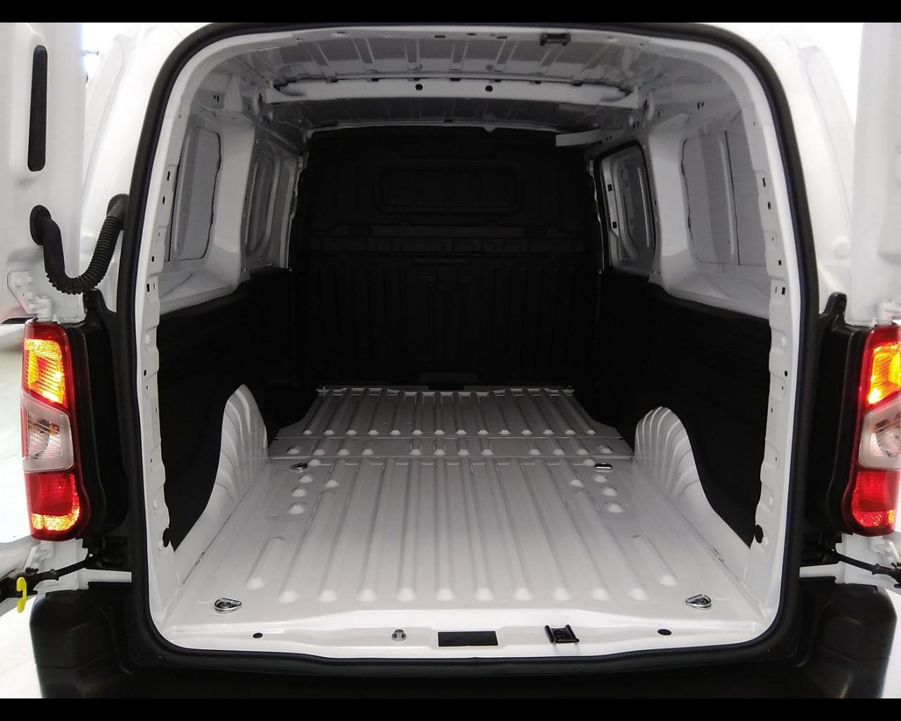 PEUGEOT Partner 1.5 bluehdi 130cv S&S L2