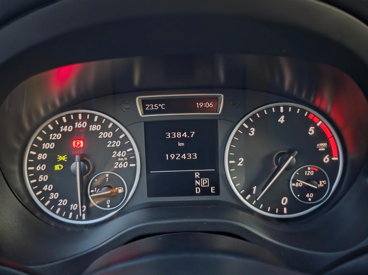 Mercedes-benz A 180 CDI Automatic Dark Night Edition E5B Automatico NEO 2014