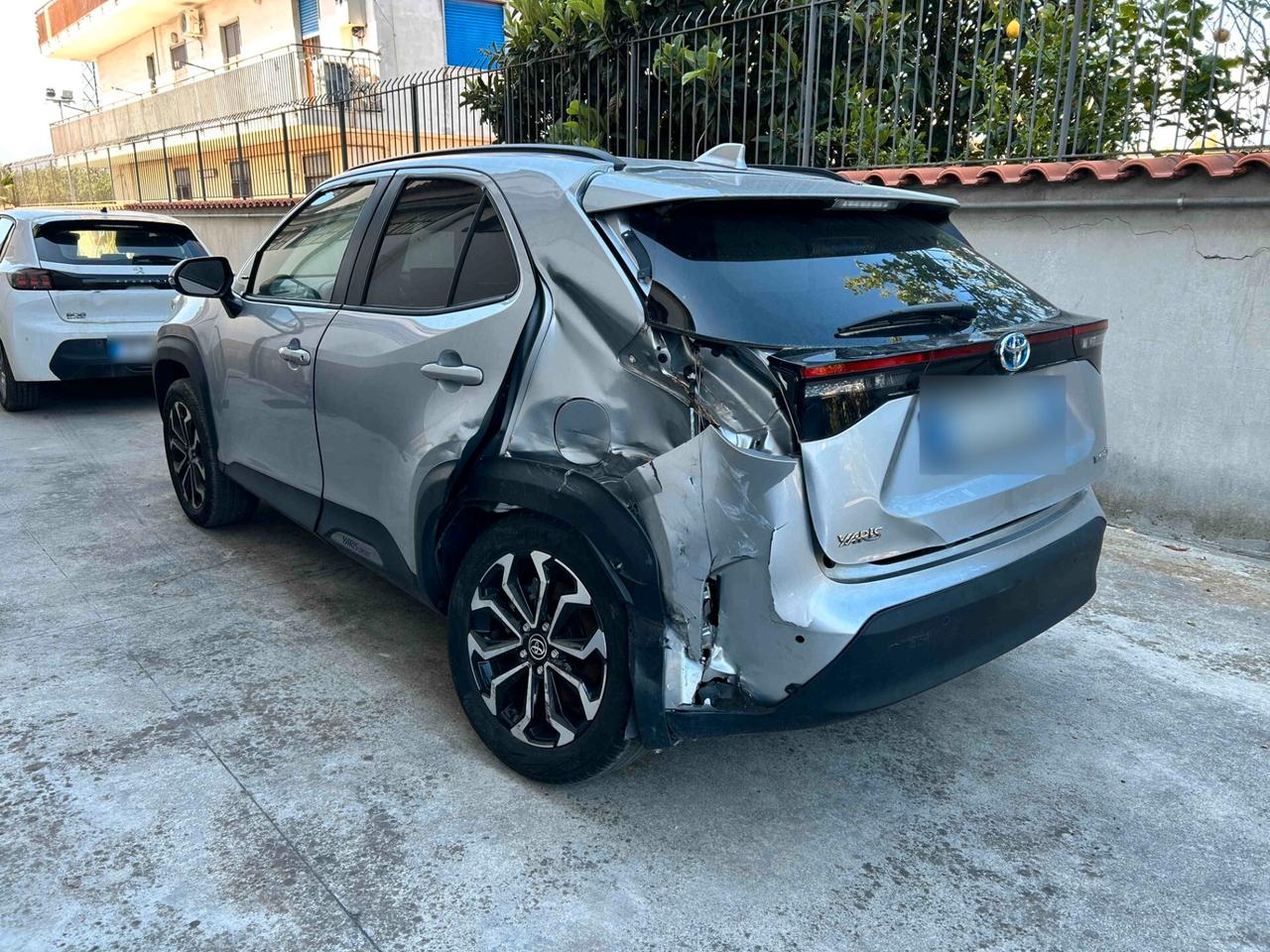 Toyota Yaris Cross 1.5 Hybrid 92CV - 2024 Incidentata