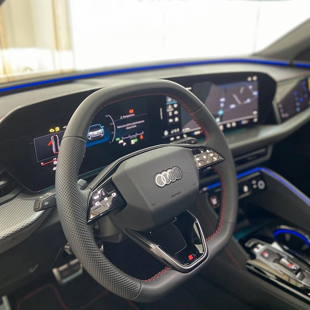 Audi Q5 TDi 150 kW mHEV+ S tronic quattro line edition