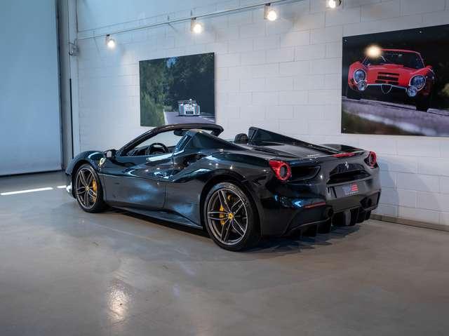 Ferrari 488 Spider 3.9 dct+LIFT+CARBON+sed.DAYTONA+vol.LED+