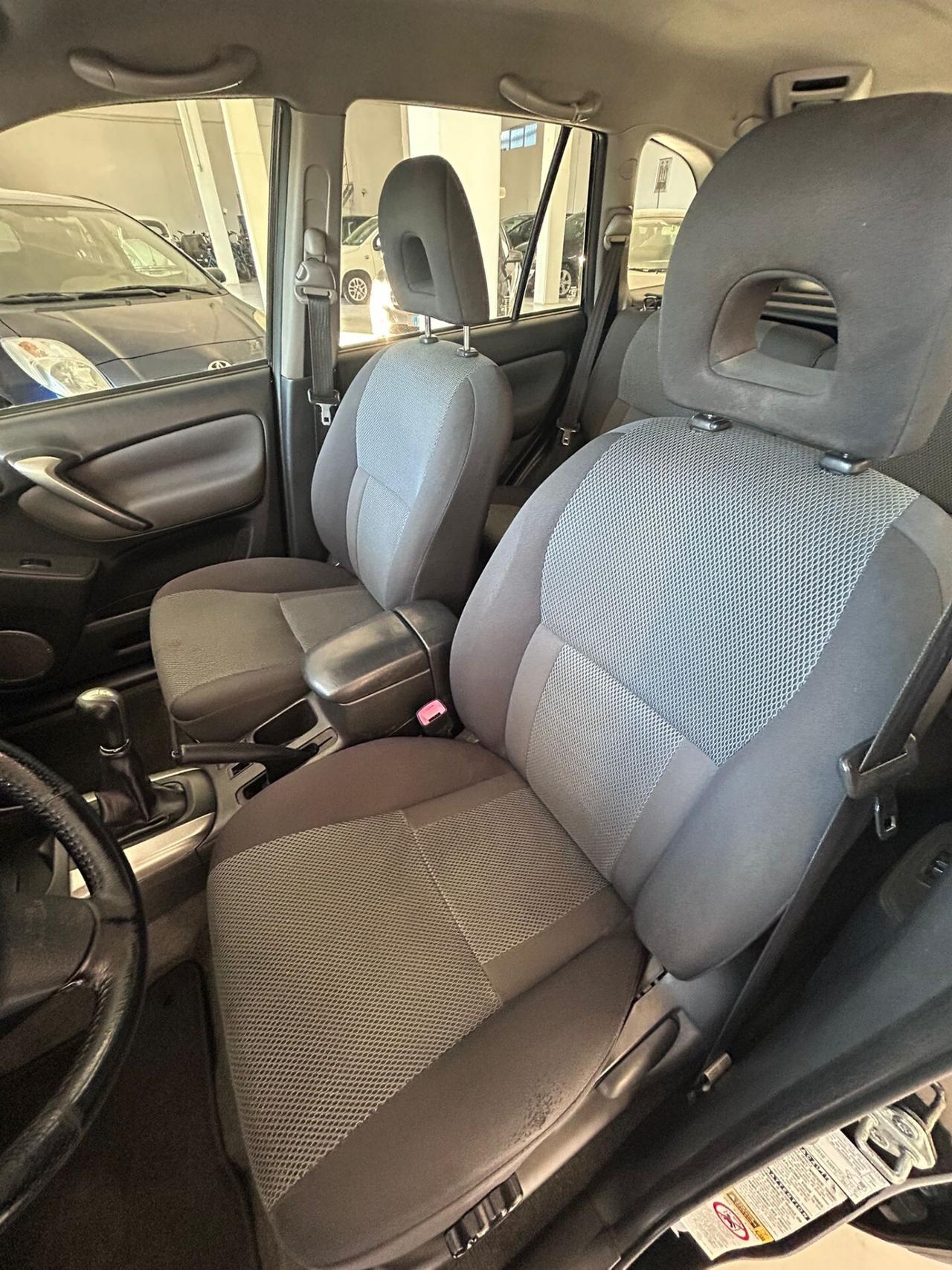 Toyota RAV 4 RAV4 2.0 Tdi D-4D cat 5 porte