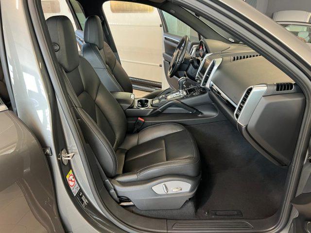PORSCHE Cayenne 3.0 V6 tdi 245CV PACCHETTO GTS ORIGINALE !